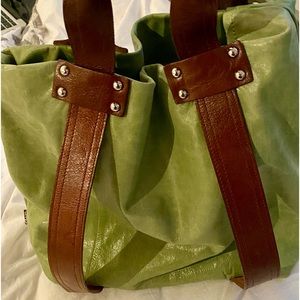 TANO CHARTREUSE AND BROWN LEATHER TOTE. Italian leather. Butter leather.